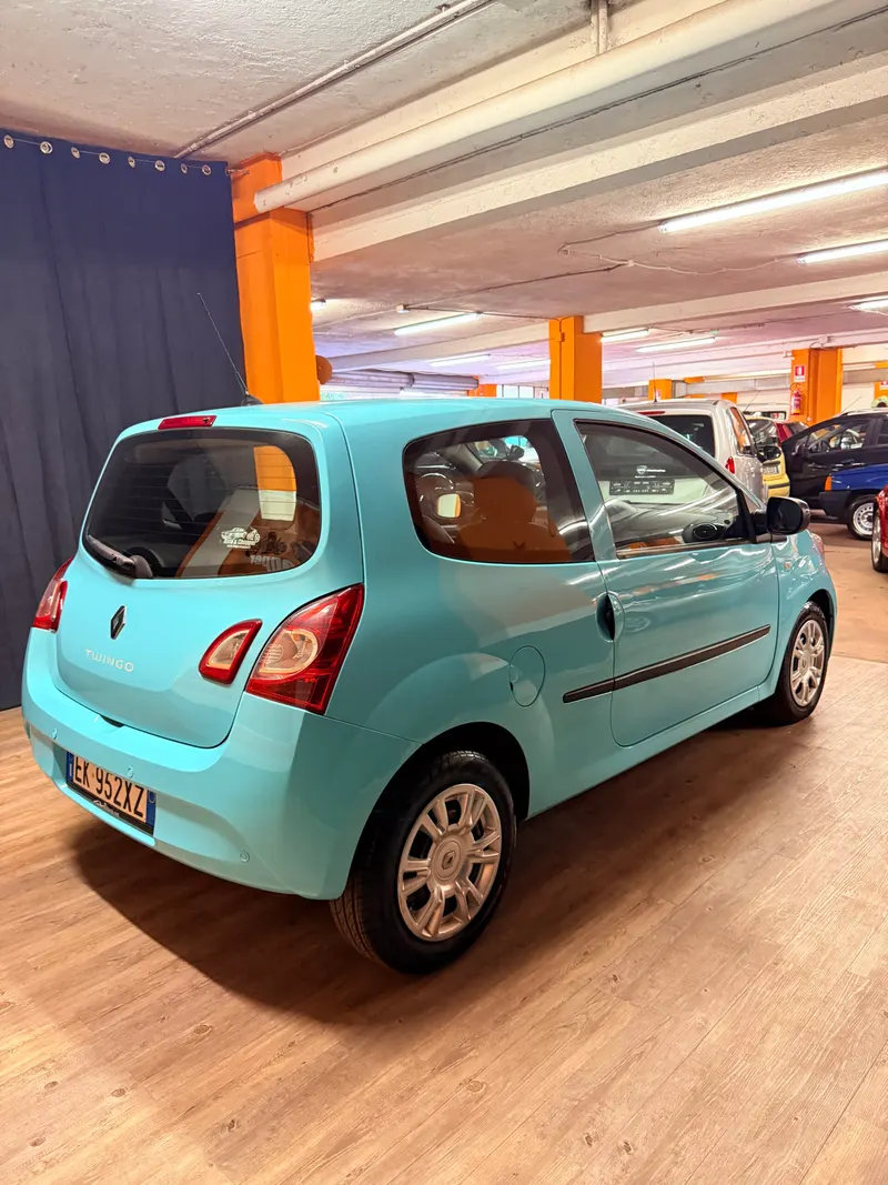 Renault TWINGO CON SOLI 71.854 KM 19