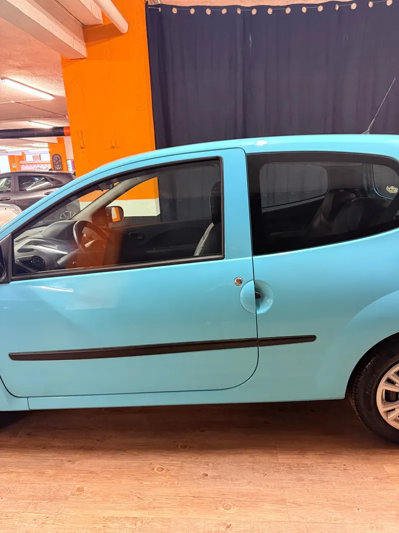 Renault TWINGO CON SOLI 71.854 KM 6