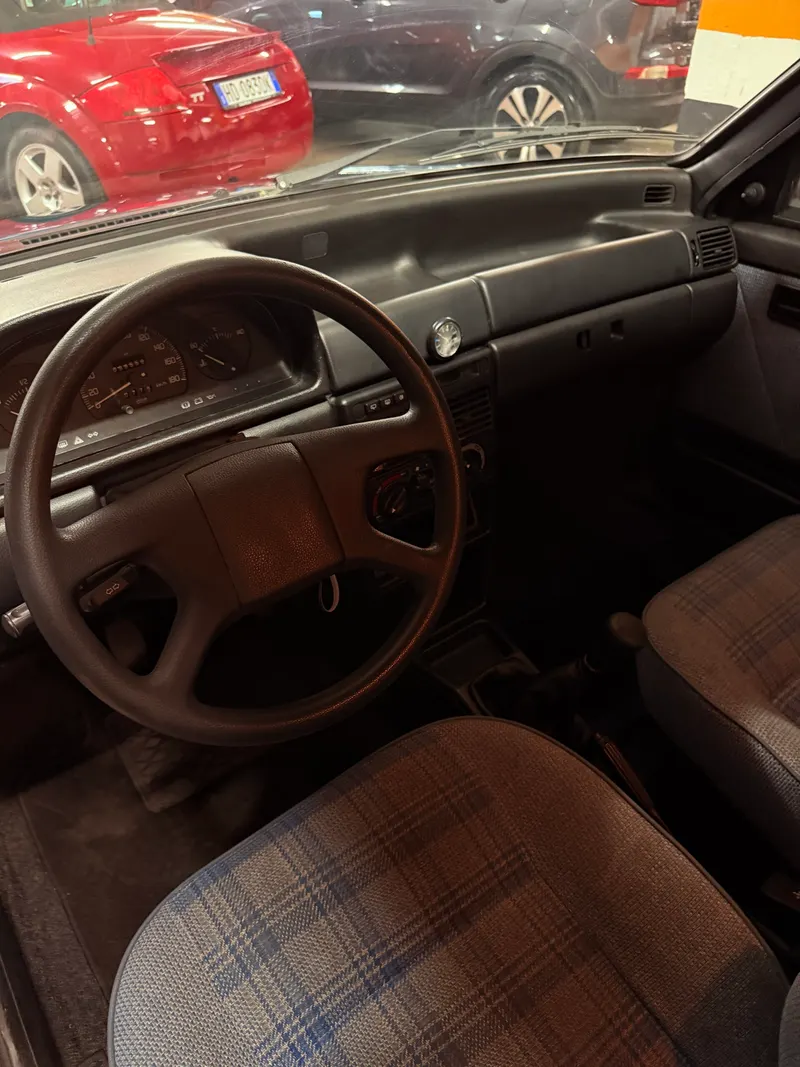 Fiat UNO 1.1 SX IN CONDIZIONI DA VETRINA 32