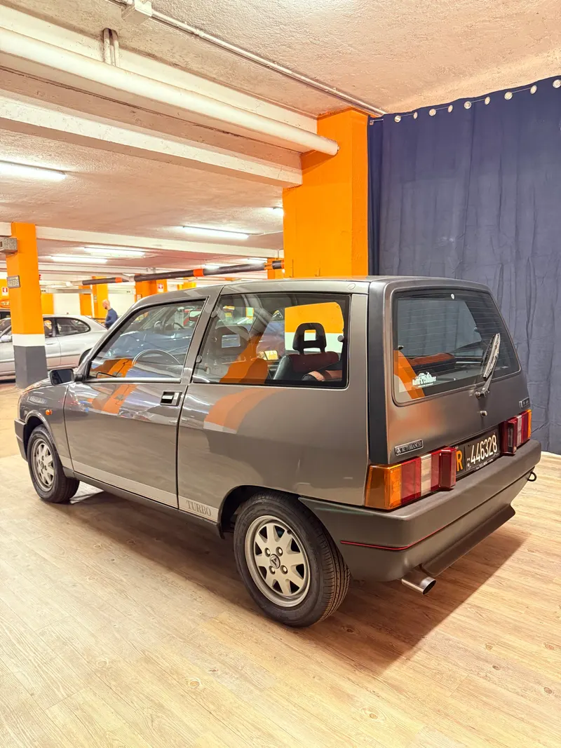 Y10 TURBO IN  CONDIZIONI PARI AL NUOVO, CON SOLI 63.000 KM. 13
