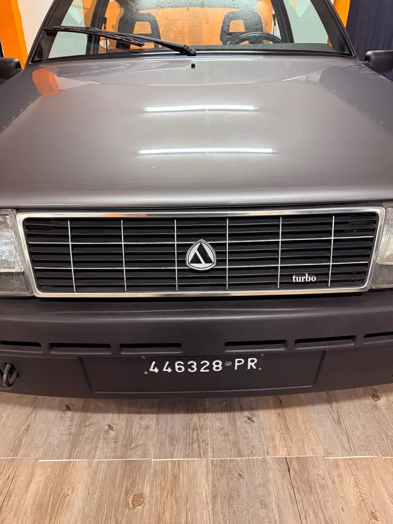 Y10 TURBO IN  CONDIZIONI PARI AL NUOVO, CON SOLI 63.000 KM. 7
