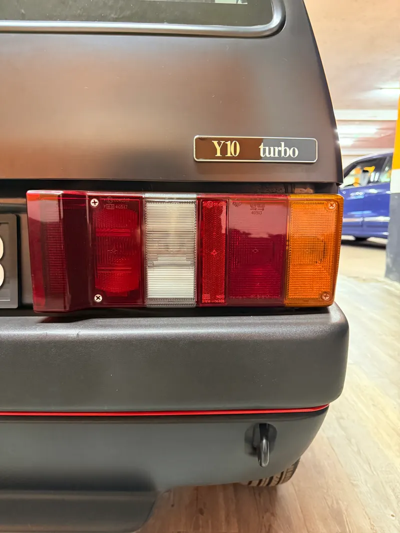 Y10 TURBO IN  CONDIZIONI PARI AL NUOVO, CON SOLI 63.000 KM. 19