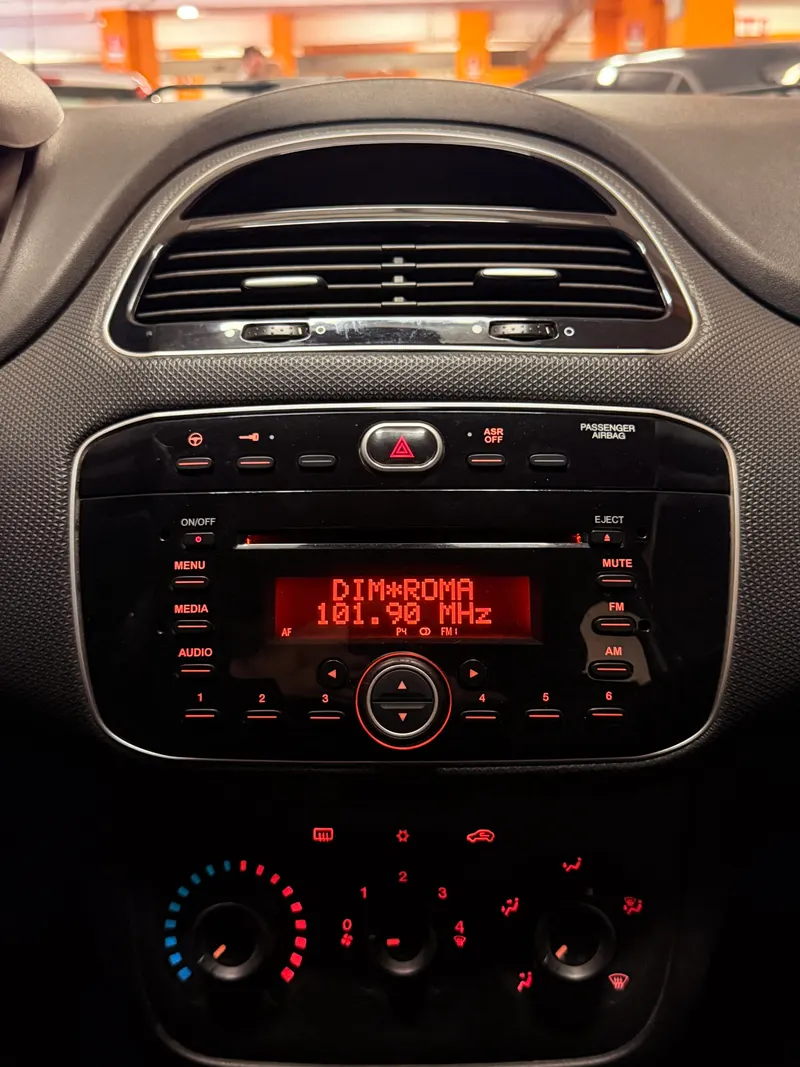 Fiat PUNTO CON SOLI 65.861 KM EURO 6, UNICO PROPRIETARIO 104