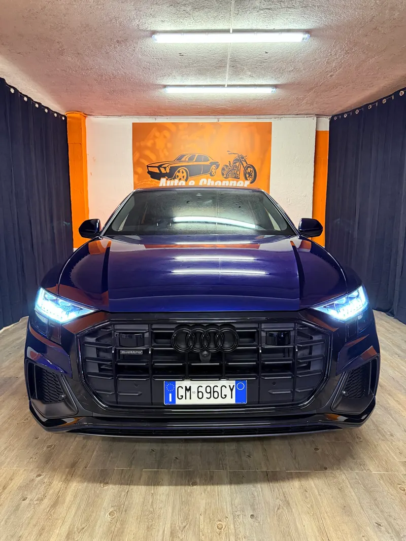 Audi Q8 S-LINE MILD-HYBRID CON SOLI 17.621 KM 32