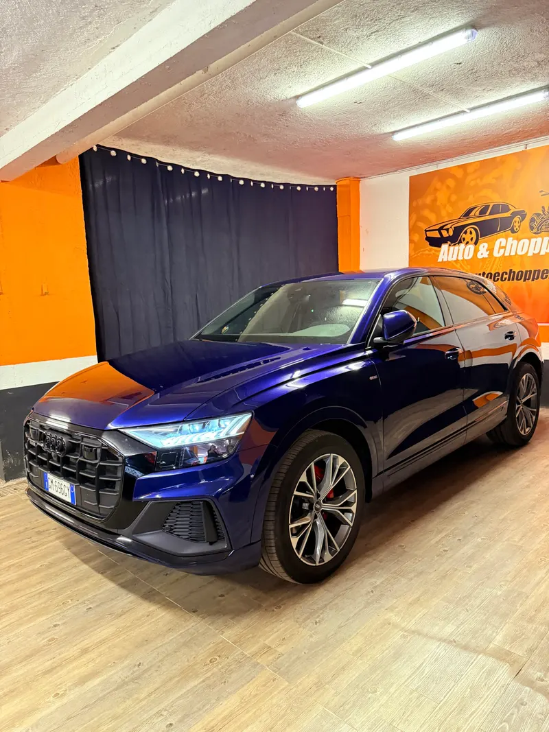 Audi Q8 S-LINE MILD-HYBRID CON SOLI 17.621 KM 7