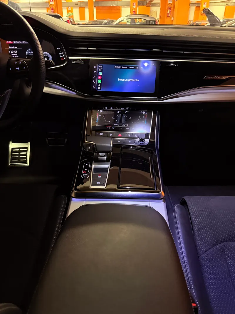 Audi Q8 S-LINE MILD-HYBRID CON SOLI 17.621 KM 40