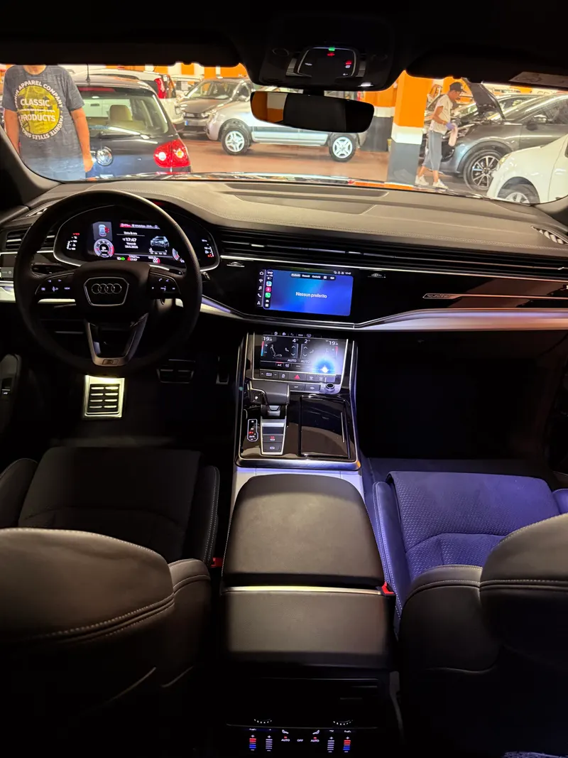 Audi Q8 S-LINE MILD-HYBRID CON SOLI 17.621 KM 36