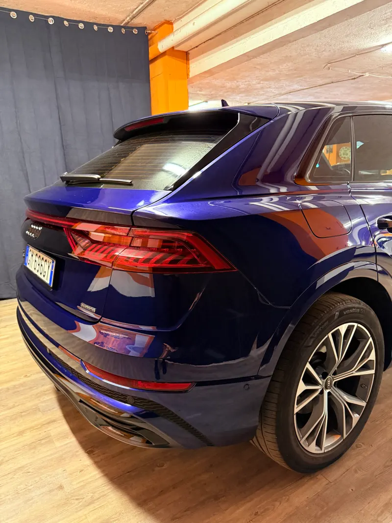 Audi Q8 S-LINE MILD-HYBRID CON SOLI 17.621 KM 88