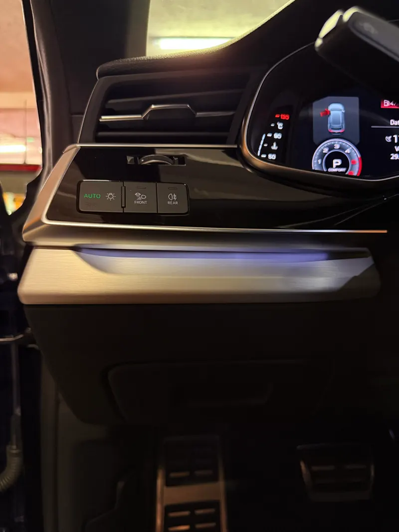 Audi Q8 S-LINE MILD-HYBRID CON SOLI 17.621 KM 142