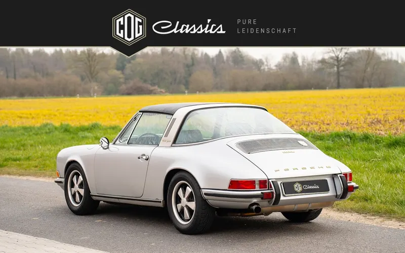 Porsche 911 S 2.2 Targa 4