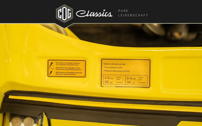 Porsche 911 T 2.4  Ölklappe 106