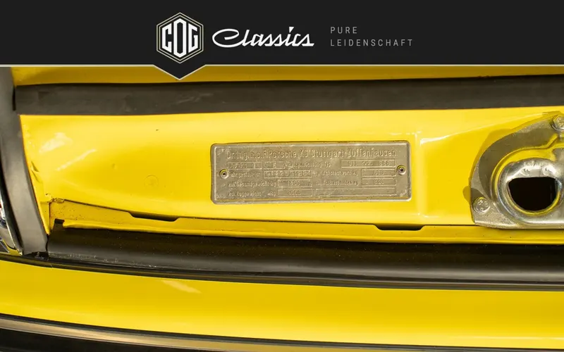Porsche 911 T 2.4  Ölklappe 101