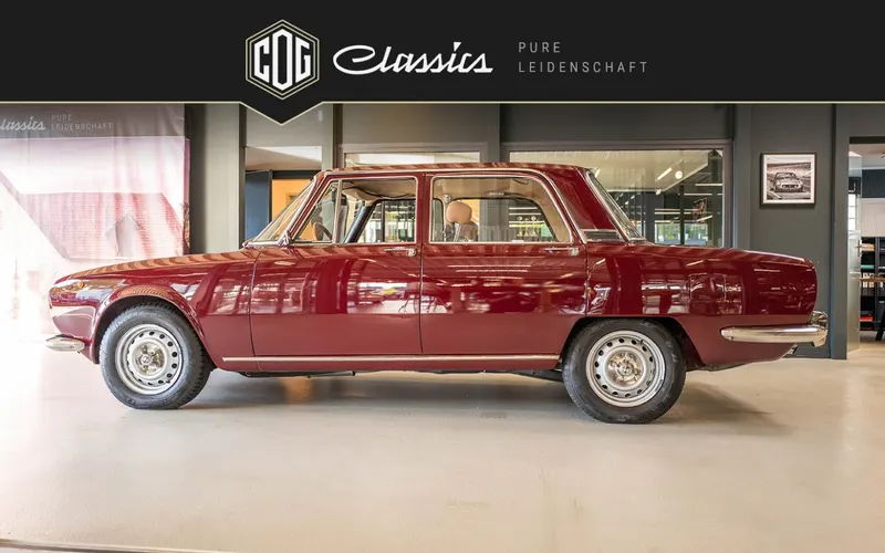 Alfa Romeo 2000 Berlina 5