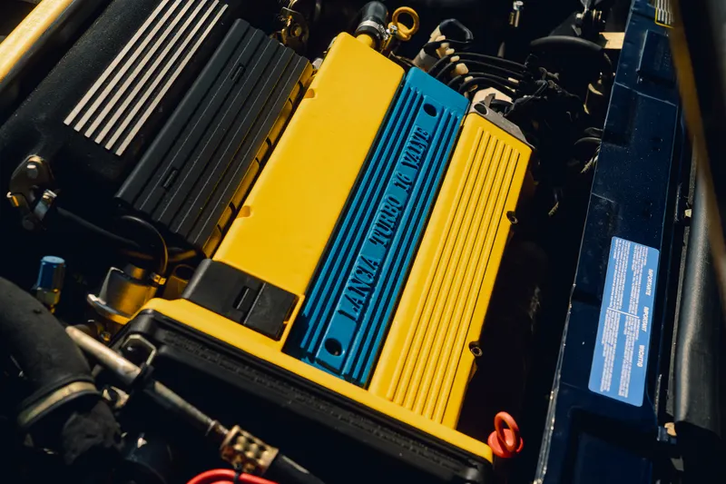 Lancia DELTA HF INTEGRALE CLUB ITALIA 57