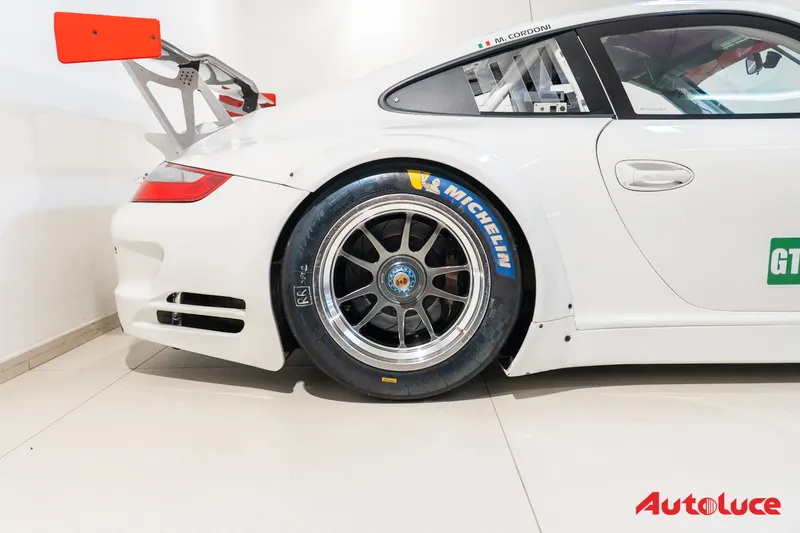 Porsche 911 GT3 RSR (997) 10