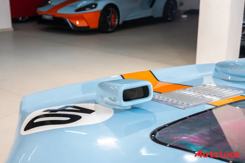 Ford GT40 38