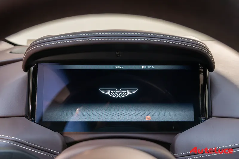 Aston Martin DB12 19