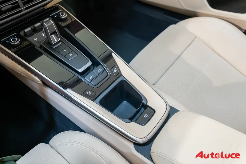 Porsche 911 4S TARGA HERITAGE DESIGN EDITION 30