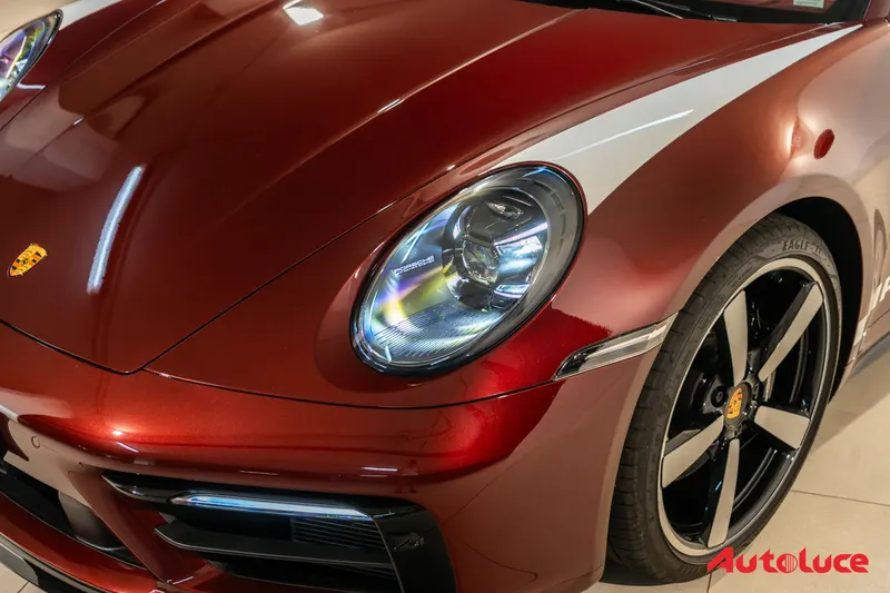 Porsche 911 4S TARGA HERITAGE DESIGN EDITION 52