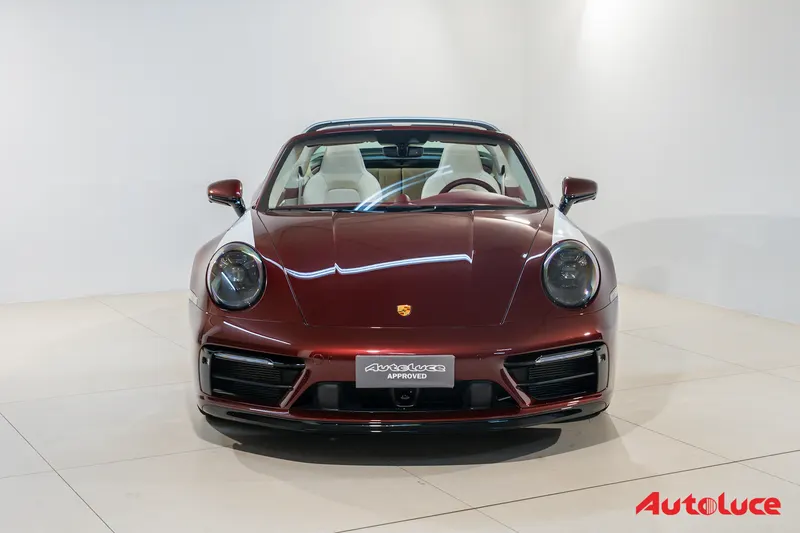 Porsche 911 4S TARGA HERITAGE DESIGN EDITION 47
