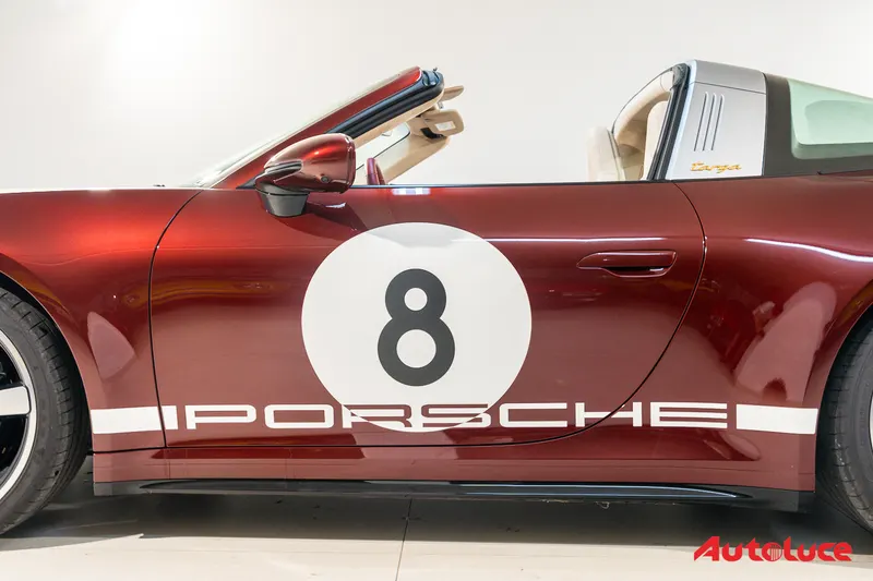 Porsche 911 4S TARGA HERITAGE DESIGN EDITION 11