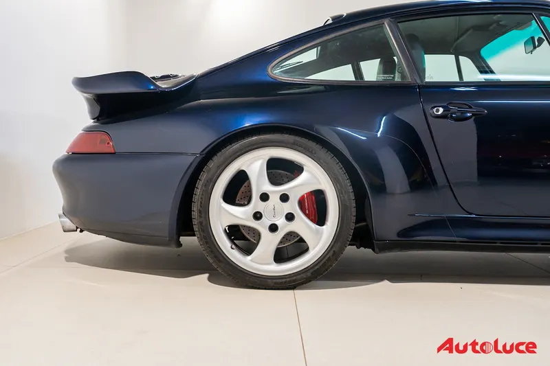 Porsche 993 TURBO 7