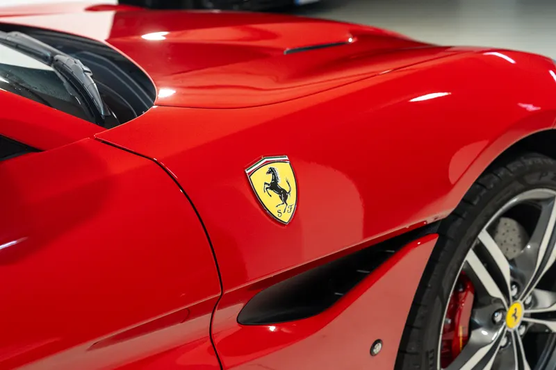 Ferrari PORTOFINO M 11
