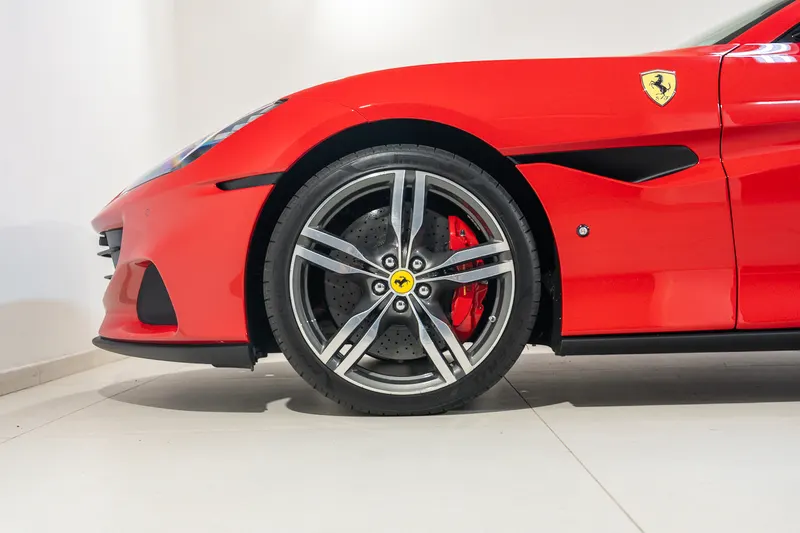 Ferrari PORTOFINO M 7