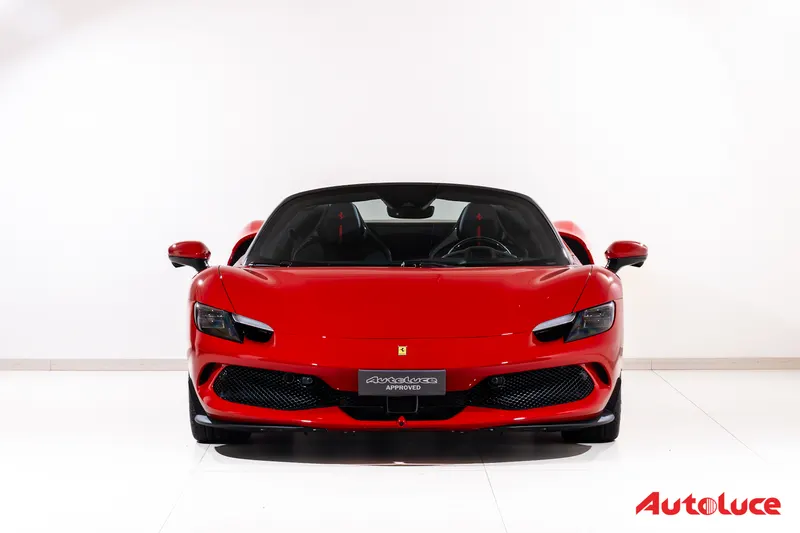 Ferrari 296 GTS 2