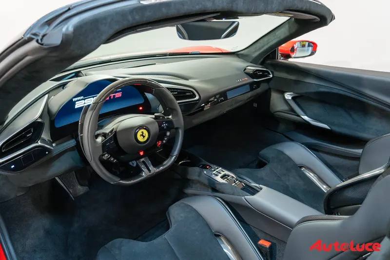 Ferrari 296 GTS 17