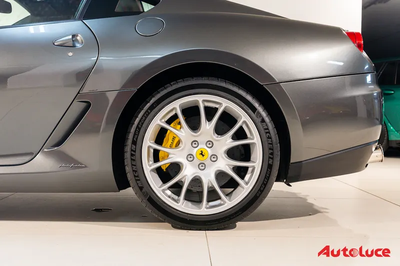 Ferrari 599 GTB FIORANO 9