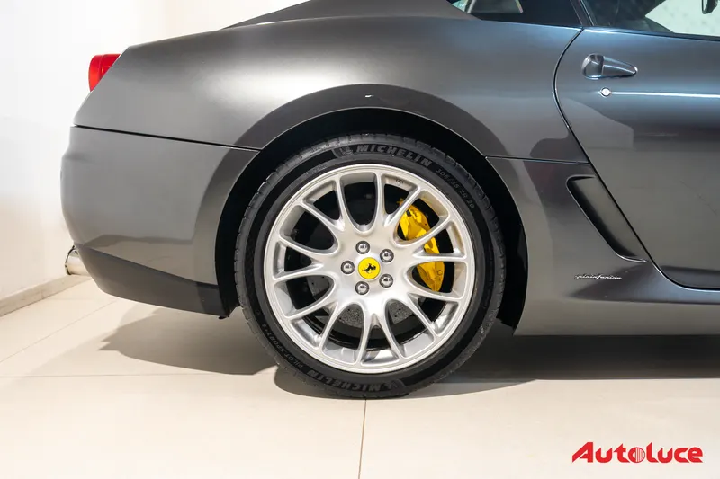 Ferrari 599 GTB FIORANO 10