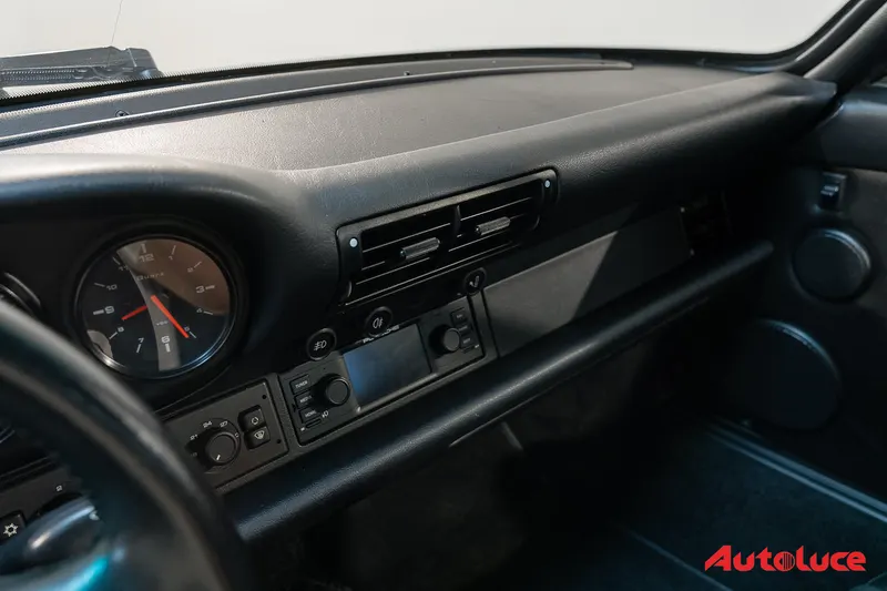 Porsche 993 CARRERA RS 27
