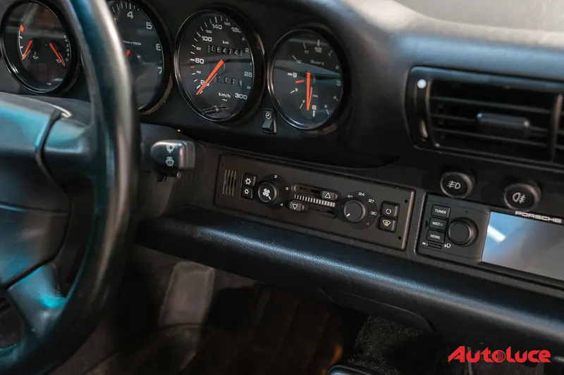 Porsche 993 CARRERA RS 26