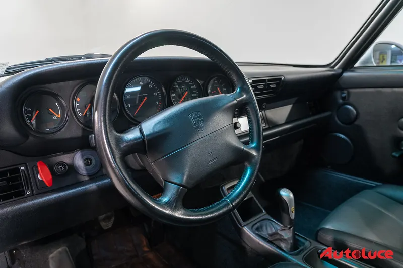 Porsche 993 CARRERA RS 31
