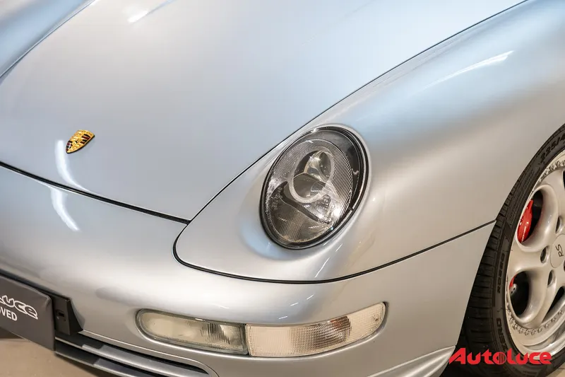 Porsche 993 CARRERA RS 57