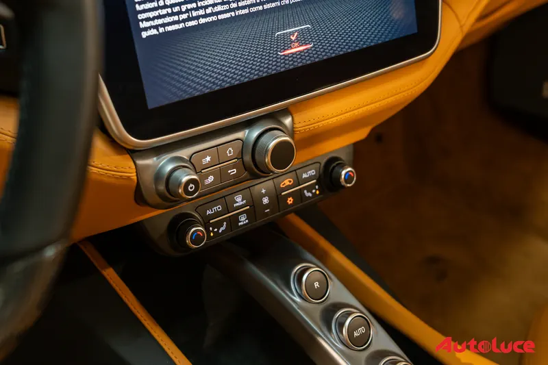 Ferrari PORTOFINO M 20
