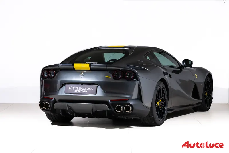 Ferrari 812 SUPERFAST 4