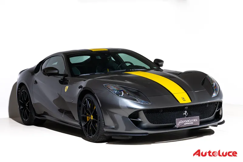 Ferrari 812 SUPERFAST 3