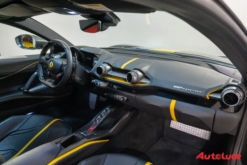Ferrari 812 SUPERFAST 15