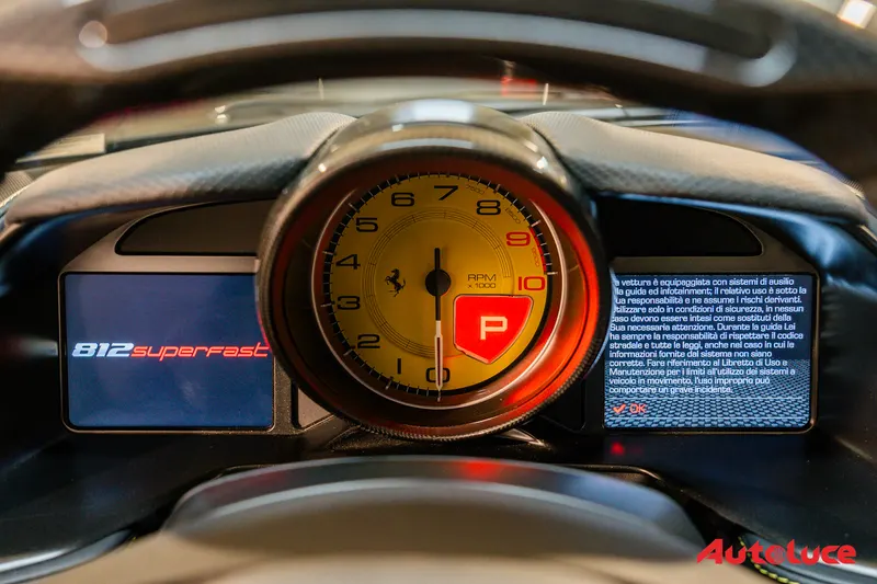 Ferrari 812 SUPERFAST 20