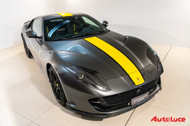 Ferrari 812 SUPERFAST 54