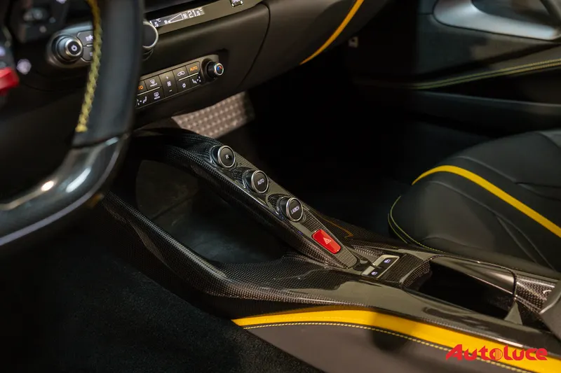Ferrari 812 SUPERFAST 31