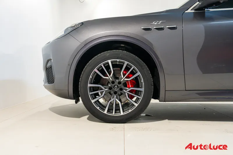 Maserati GRECALE GT HYBRID MY23 7