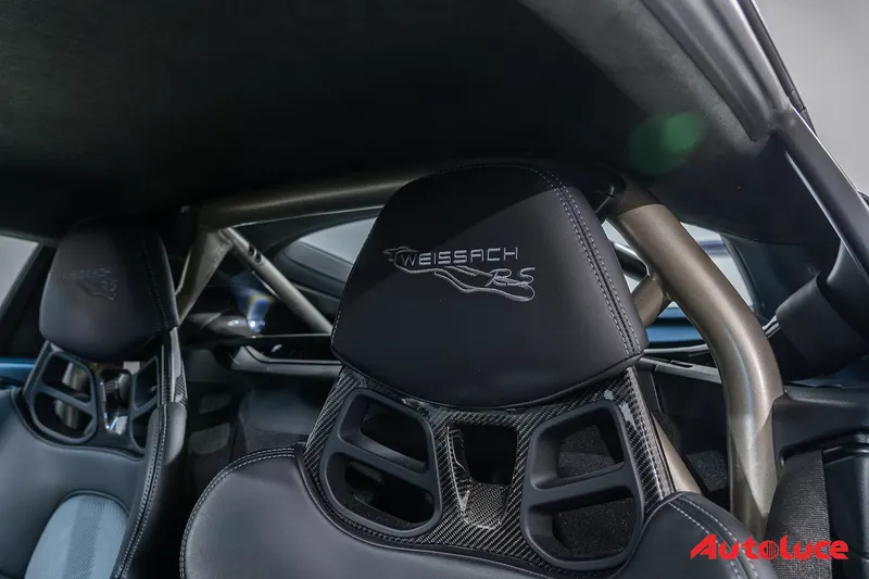 Porsche 718 CAYMAN GT4 RS WEISSACH 28
