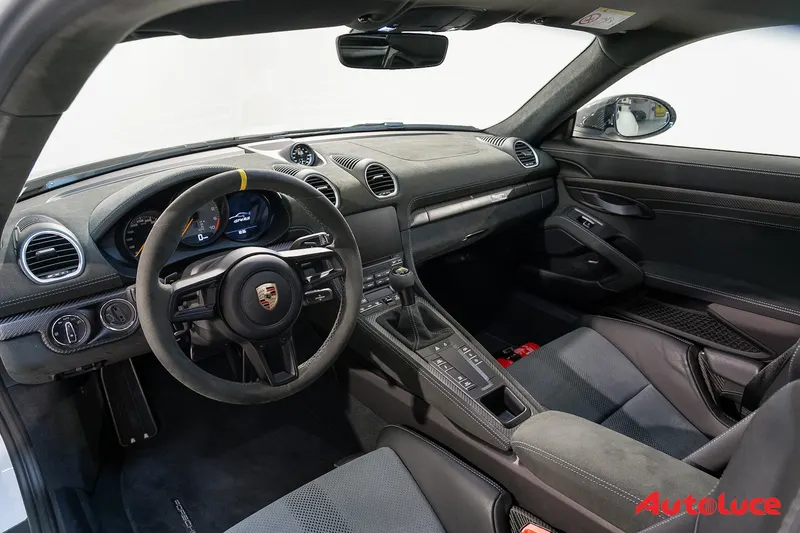 Porsche 718 CAYMAN GT4 RS WEISSACH 14