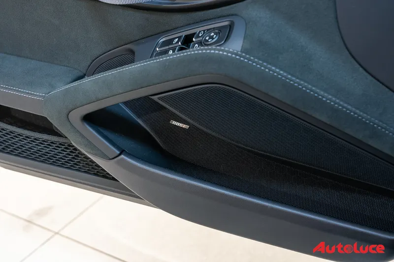 Porsche 718 CAYMAN GT4 RS WEISSACH 33