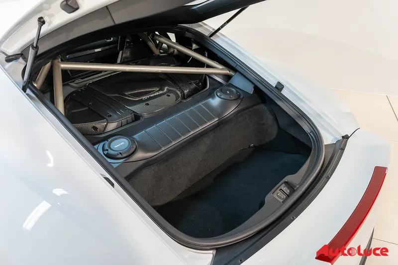 Porsche 718 CAYMAN GT4 RS WEISSACH 38