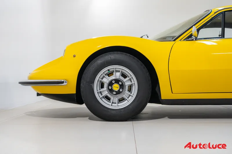 Ferrari DINO 246 GT 10