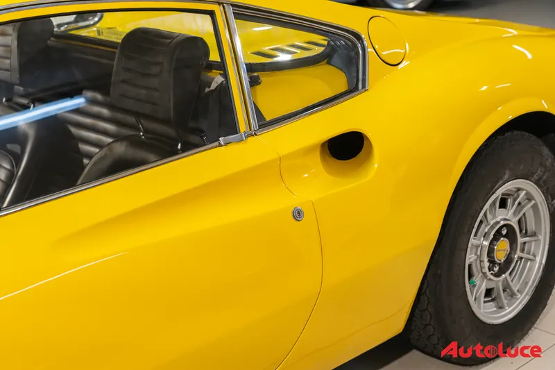 Ferrari DINO 246 GT 11
